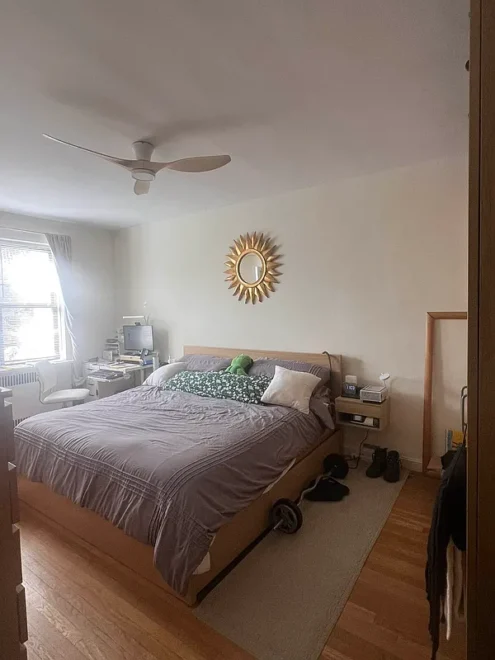 3015 Riverdale Avenue #3J bed