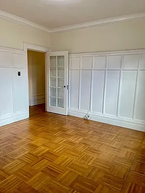 117 Seaman Avenue #1B