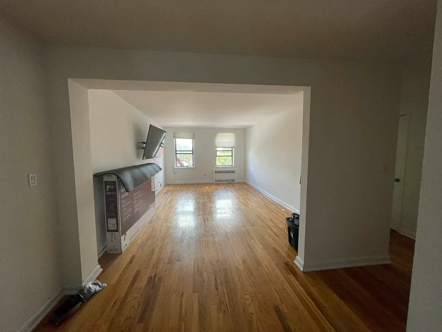 3260 Netherland Avenue #5J