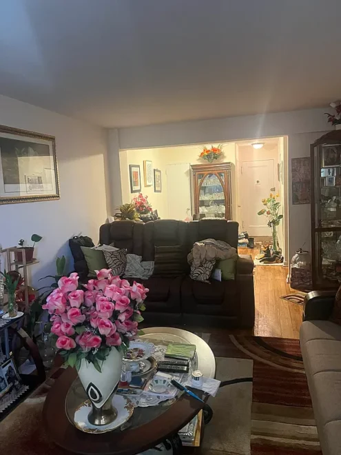 3260 Netherland Avenue #2A living