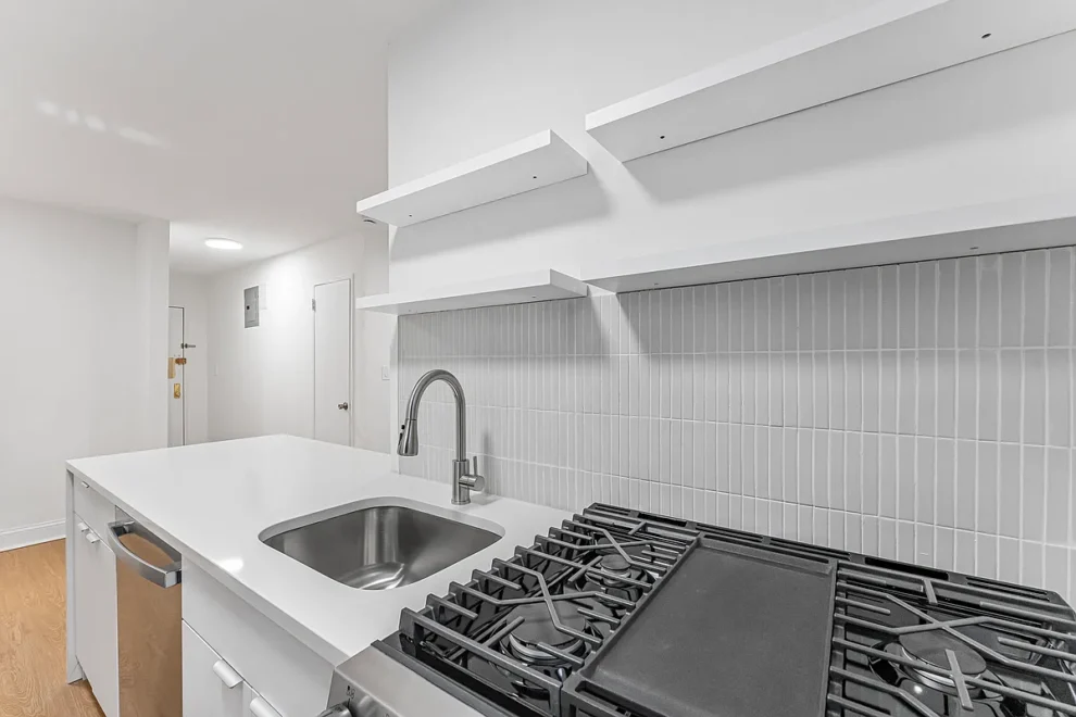 3260 Netherland 3G kitchen closeup