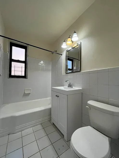 3601 Johnson Avenue #1B bath