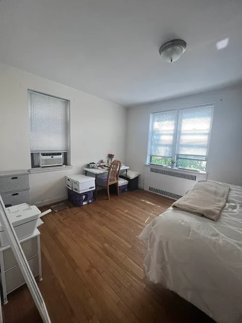 3015 Riverdale 1H bed