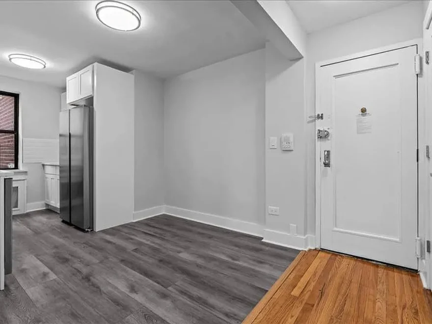 3260 Netherland Avenue #4J
