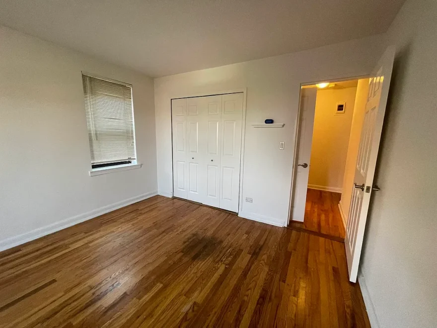 3260 Netherland Avenue #5J