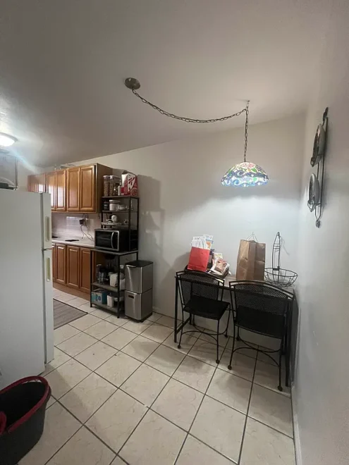 3260 Netherland Avenue #2A kitchen