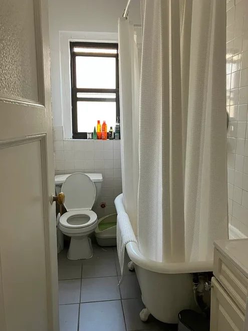 109 Seaman Avenue #5E bathroom