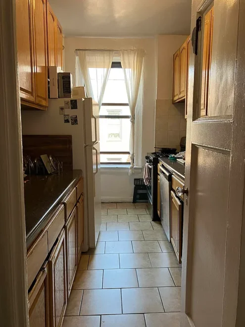 109 Seaman Avenue #5E kitchen