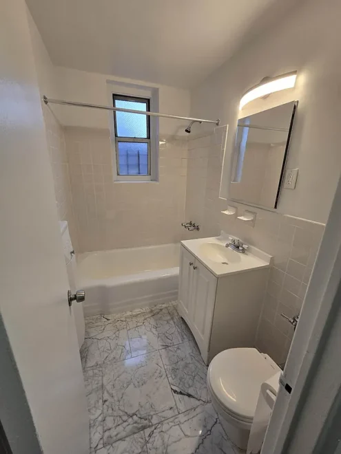 5425 Valles Avenue #2K