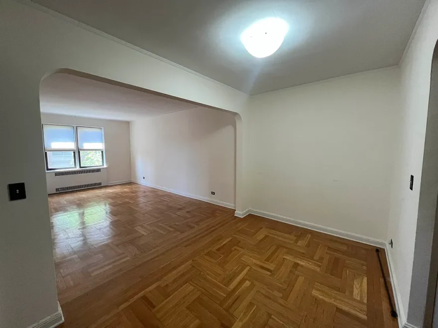 3017 Riverdale 3F